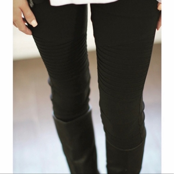 Moto Jeggings Black Perfect For Fall - Picture 3 of 3